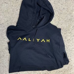 aaliyah sweatshirt forever 21
